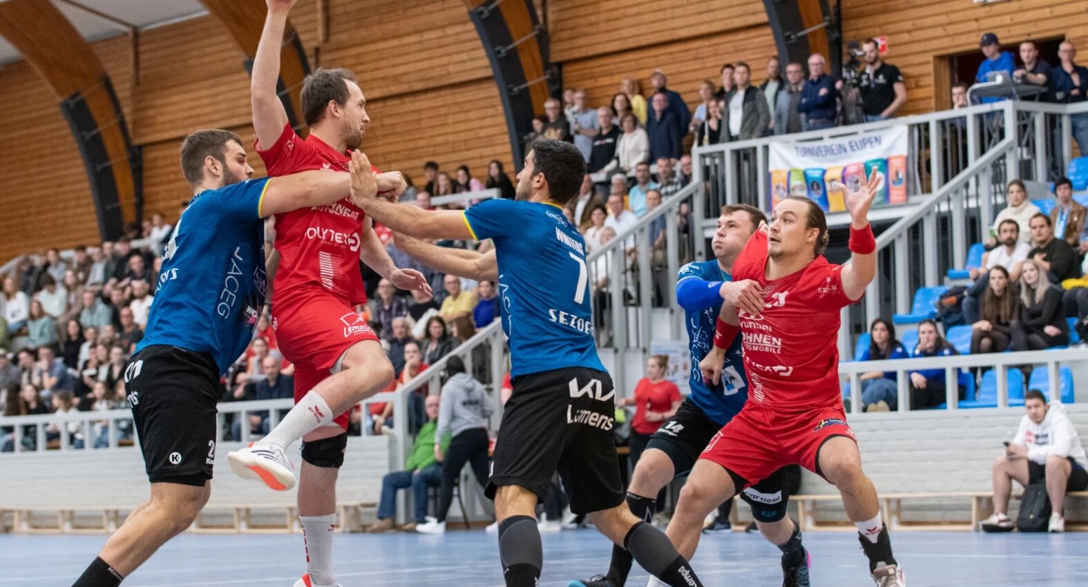 Spielszene aus dem Heimspiel gegen Achilles Bocholt aus der letzten Saison (Foto: Bernd Rosskamp)