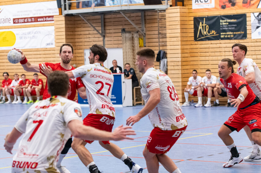 Szene aus dem Heimspiel gegen Sporting Pelt (Foto: Bernd Rosskamp)
