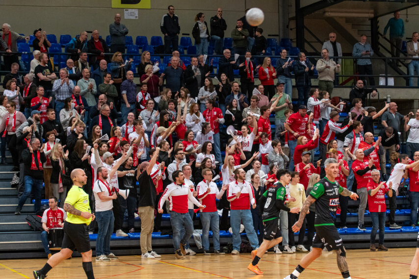 KTSV Fans, die besten der Liga (Foto: Bernd Rosskamp)