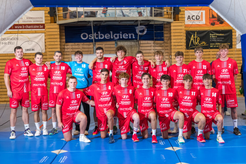 Die neu formierte und bisher ungeschlagene Mannschaft der Herren 2 (Foto: Bernd Rosskamp)