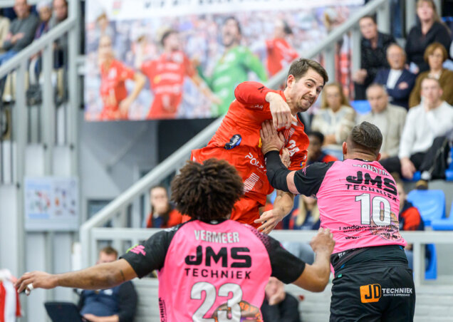 20251115-213129-KTSV-HurryUp-Bernd Rosskamp