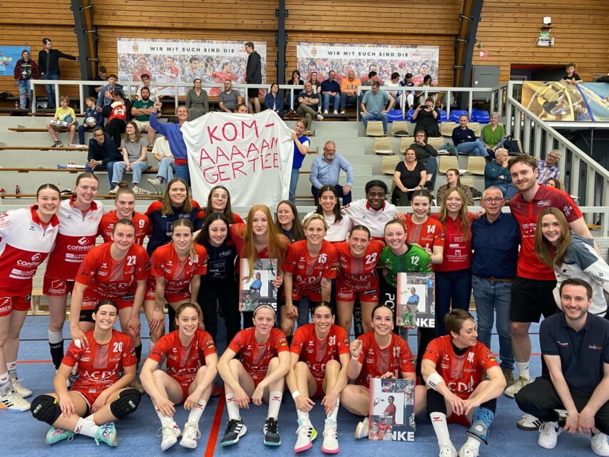 Gruppenbild nach demSpiel gegen den HC Sprimont (Foto: Verein)