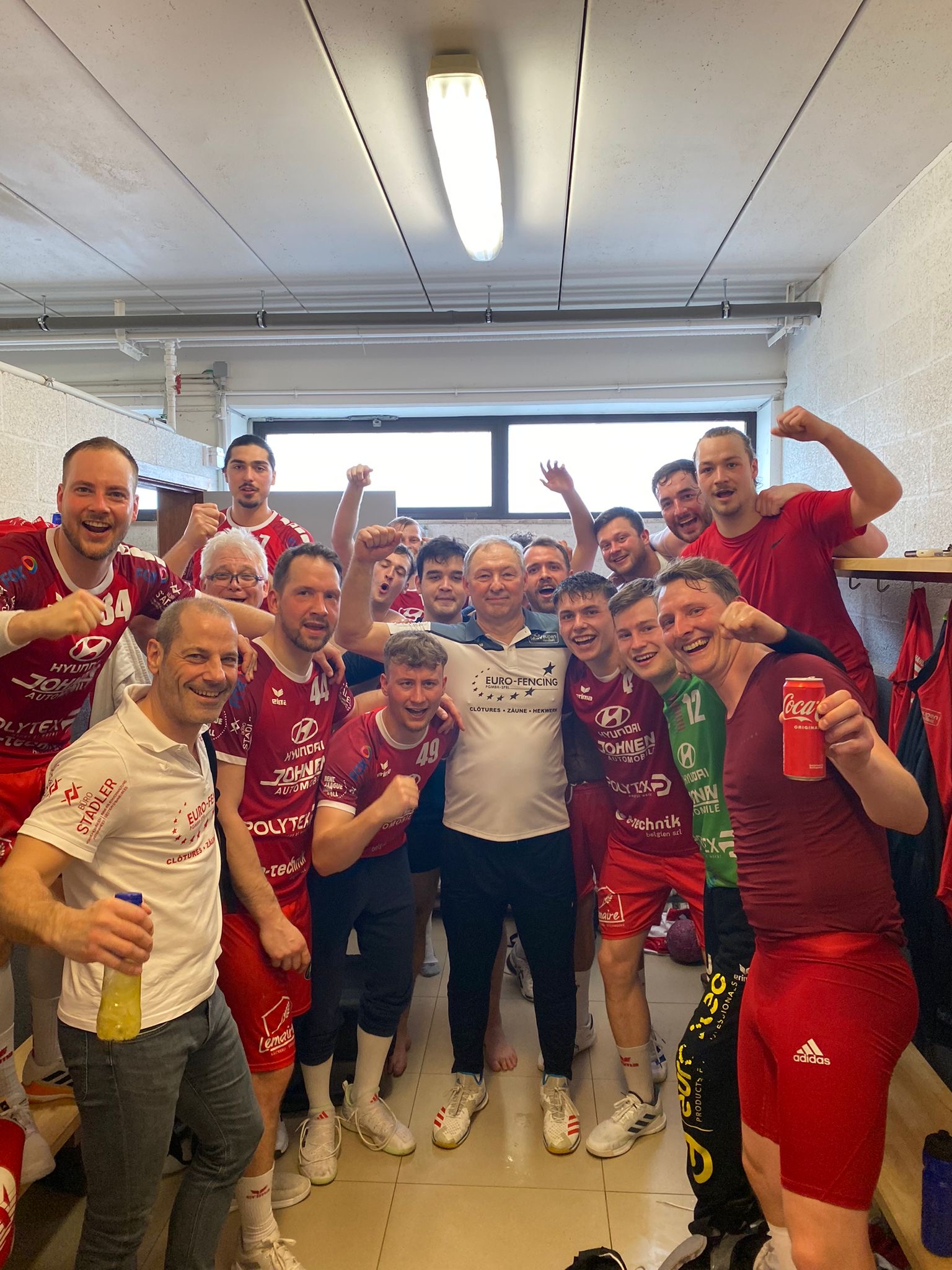 b9d9bb70-cca4-43bb-86c4-d2d1c99889ec