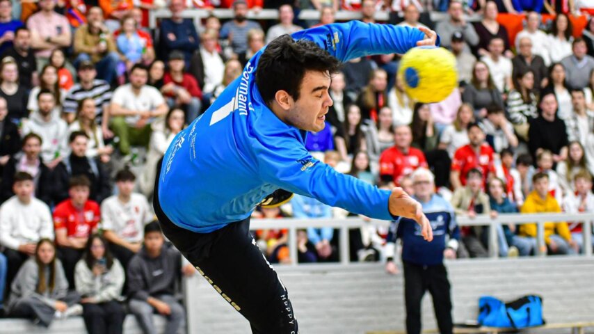 Zum Teil spektakulär unterwegs: Eupens Torhüter Brian Dormann. | Foto: Bernd Rosskamp