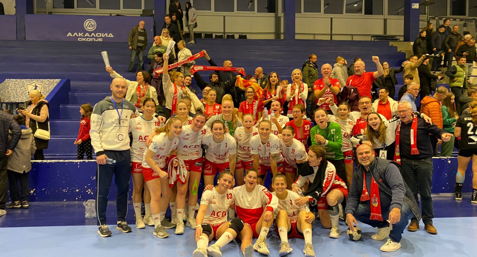 Gruppenfoto einer stolzen Mannschaft (Foto: Verein)