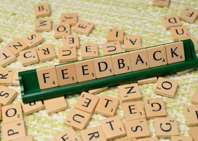 Klick auf den Link und teile uns dein Feedback mit