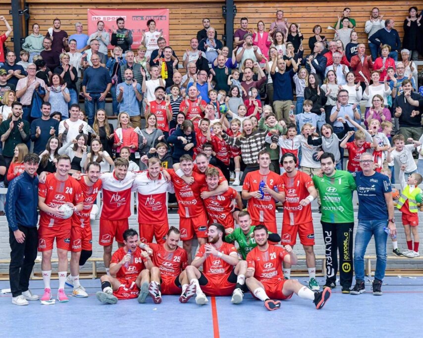 Siegerfoto der Eupener, die nie aufgegeben haben und sich den Sieg gegen Pelt verdient haben (Foto: Verein)